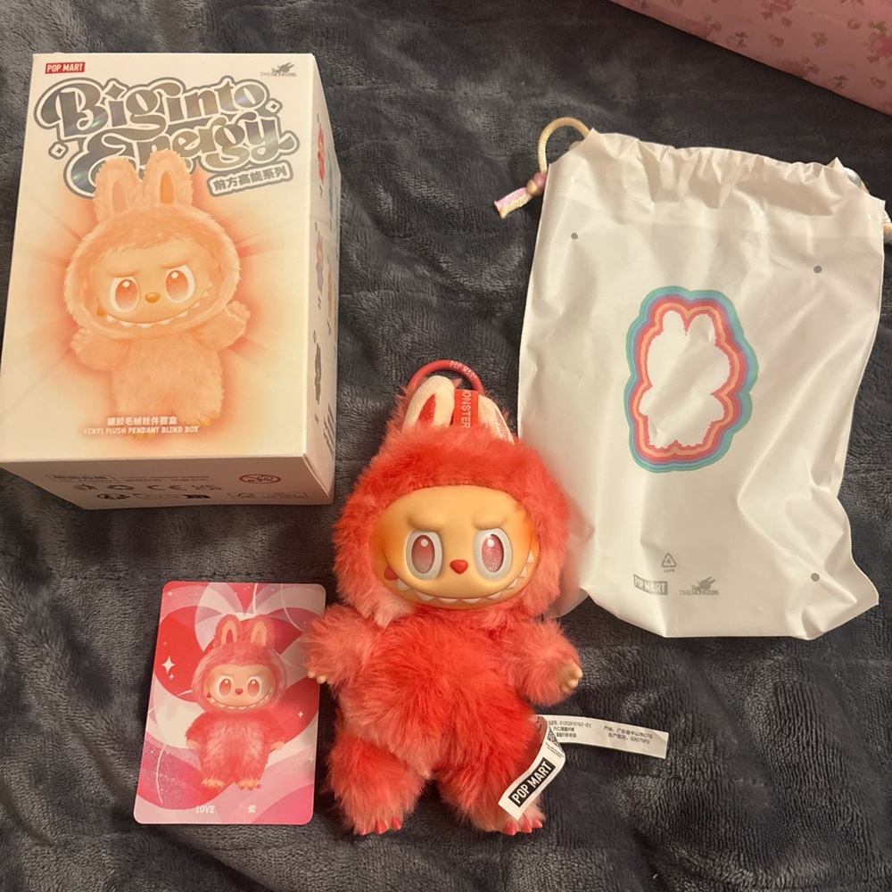 Love Big Into Energy Labubu